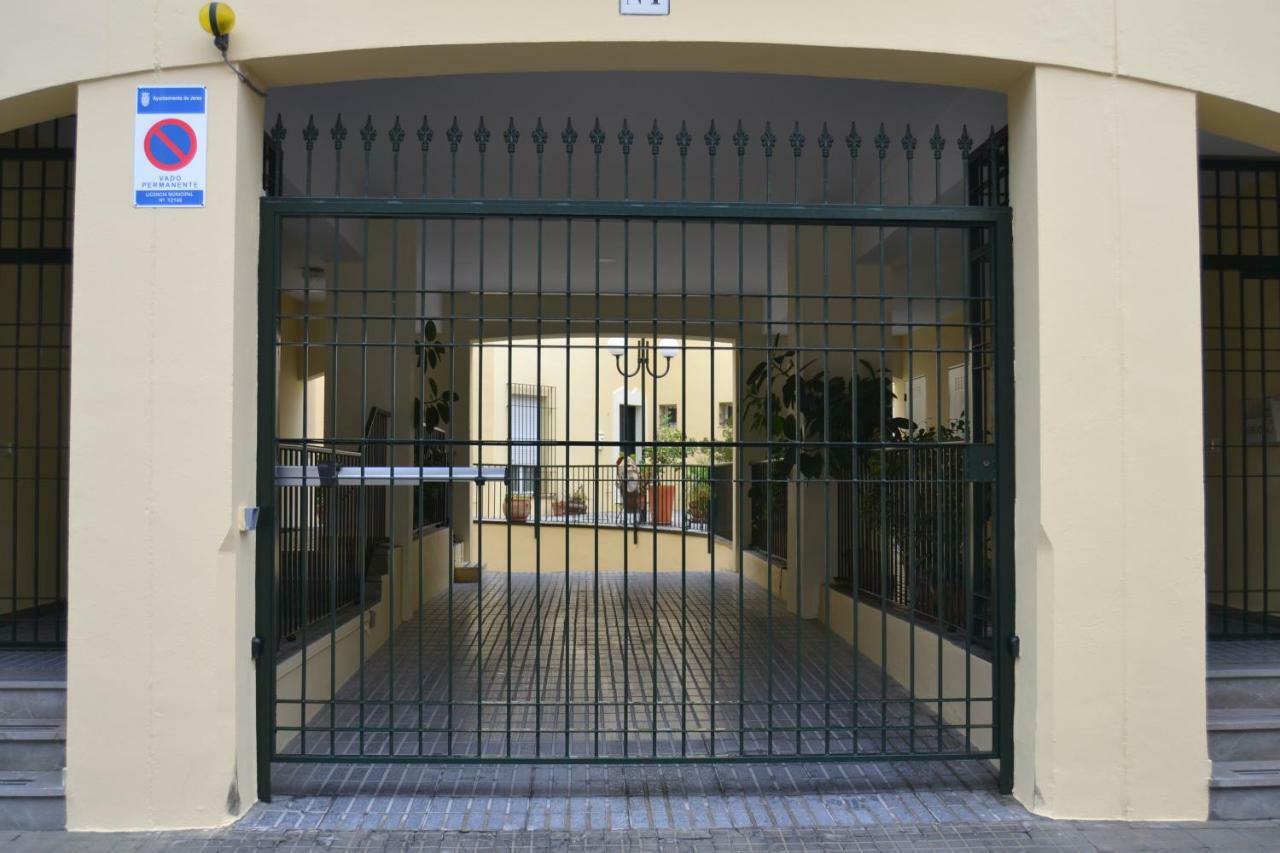 Sherryflat Alcázar - Parking Jerez de la Frontera Kültér fotó